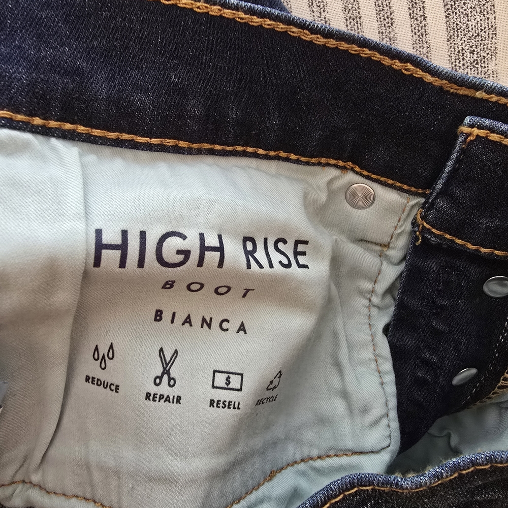 High-Rise Dark Blue Flare Jeans with Button-Fly OFFERS WELCOME!!! - Picture 8 of 8